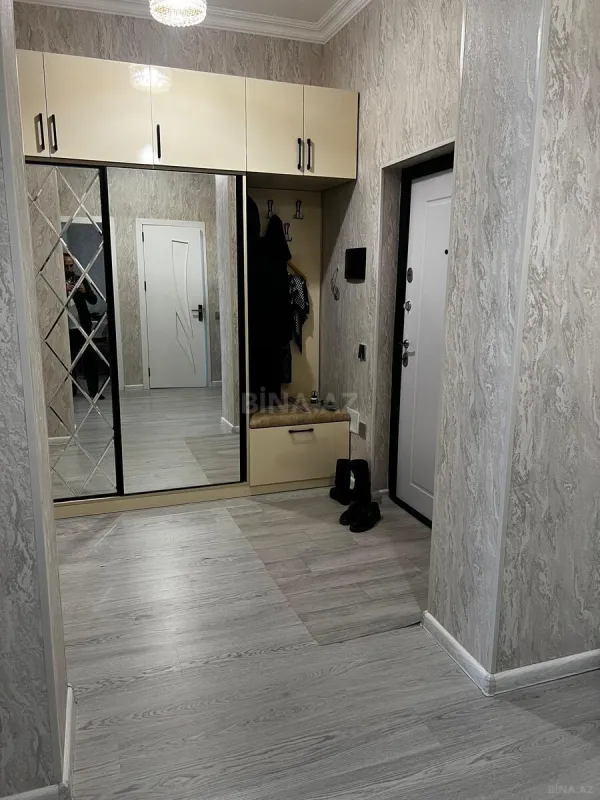 Satılır 2 otaqlı mənzil 62 m²