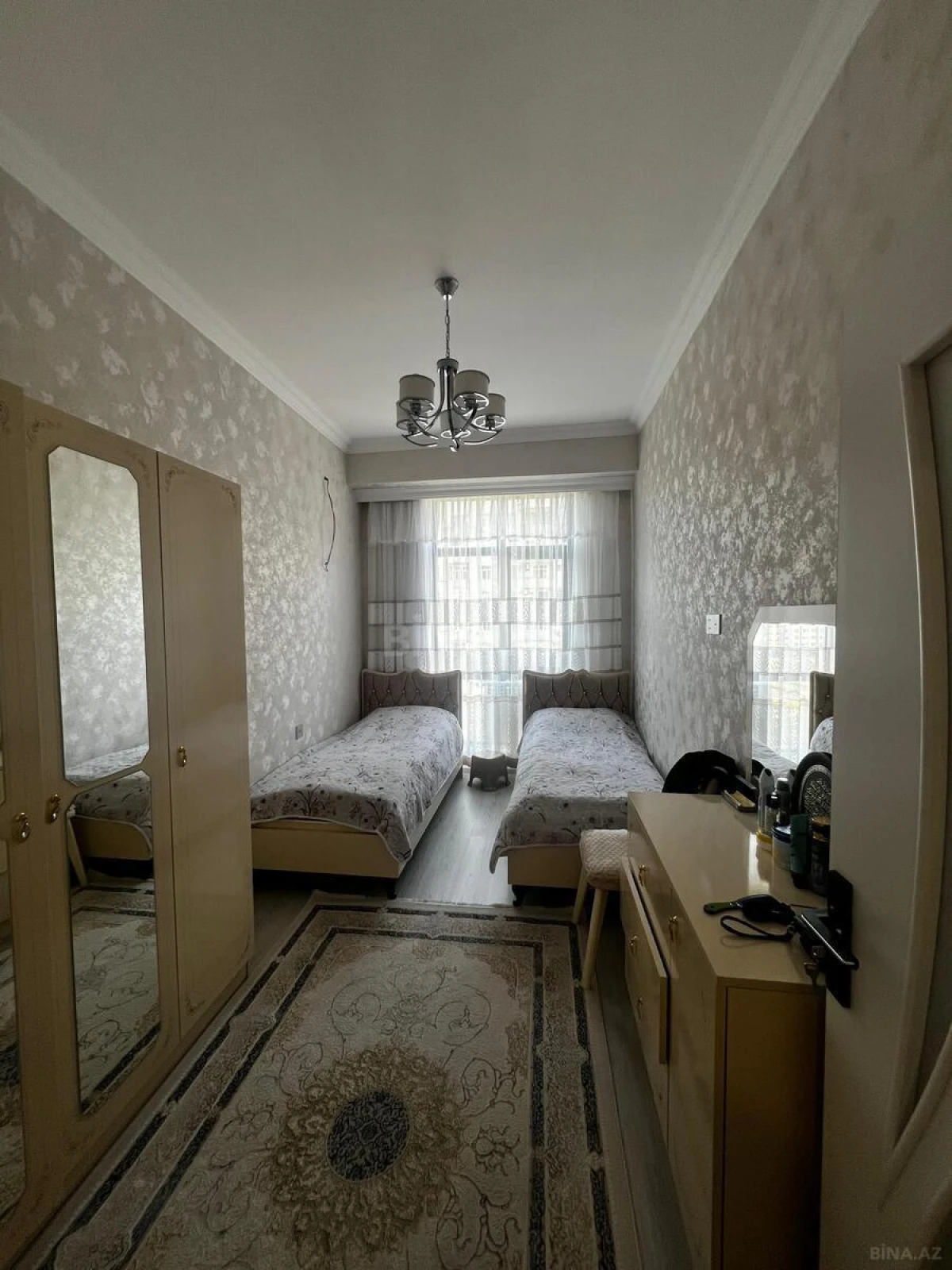 Satılır 2 otaqlı mənzil 62 m²