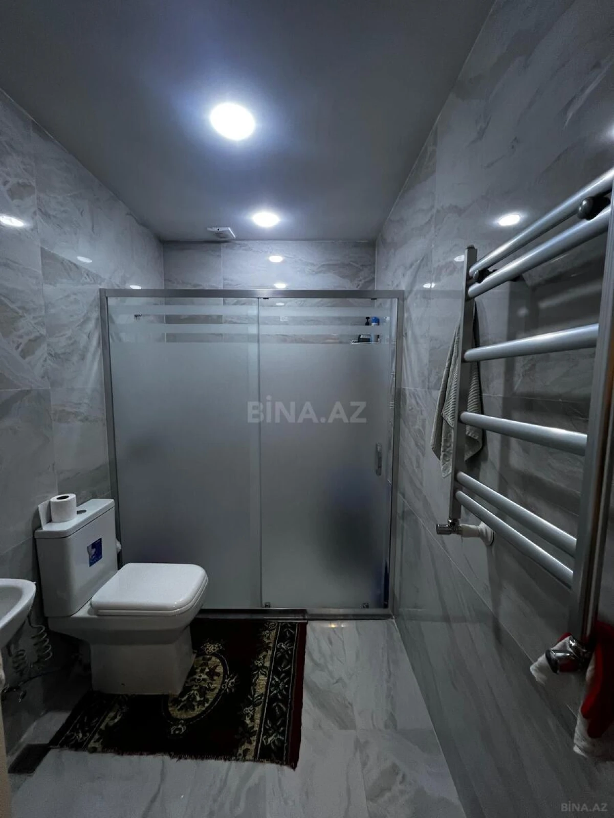 Satılır 2 otaqlı mənzil 62 m²