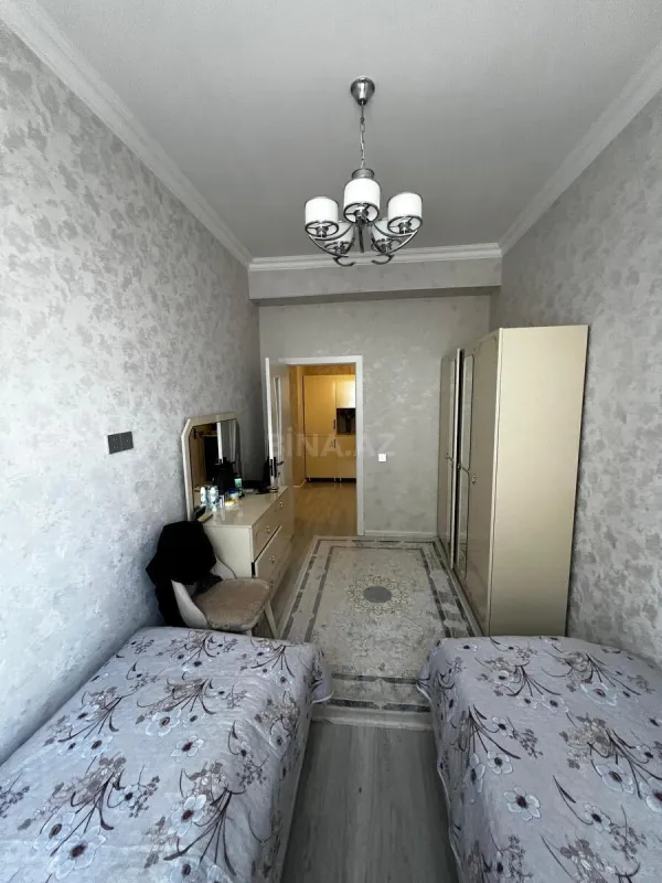 Satılır 2 otaqlı mənzil 62 m²