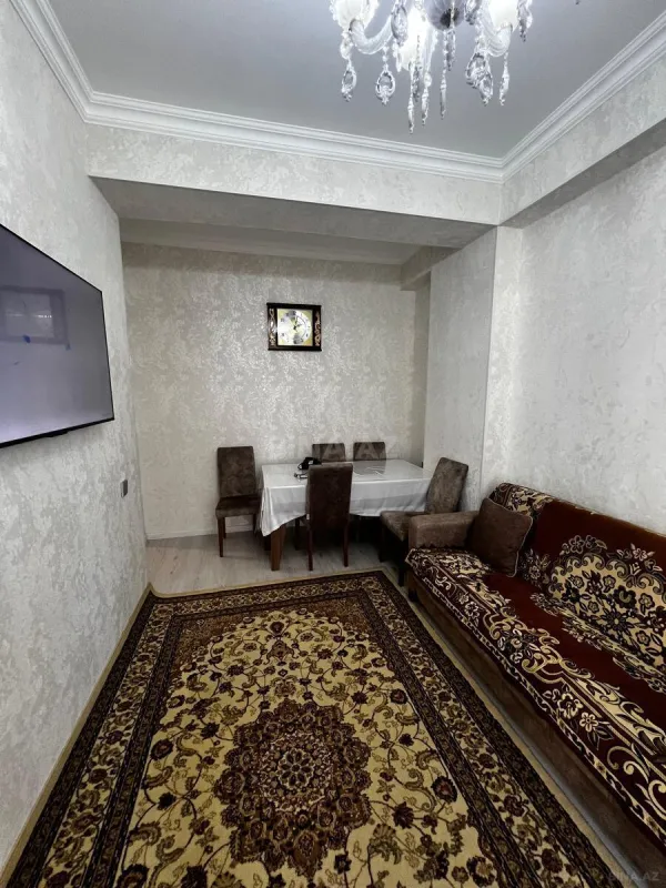 Satılır 2 otaqlı mənzil 62 m²