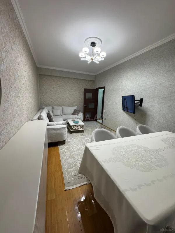 Satılır 2 otaqlı mənzil 62 m²
