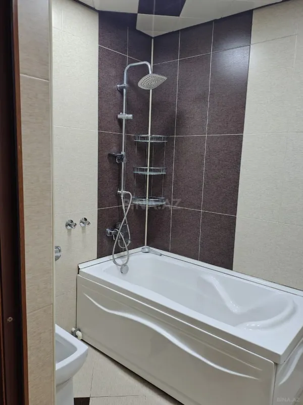 Kirayə verilir 2 otaqlı mənzil 87 m²