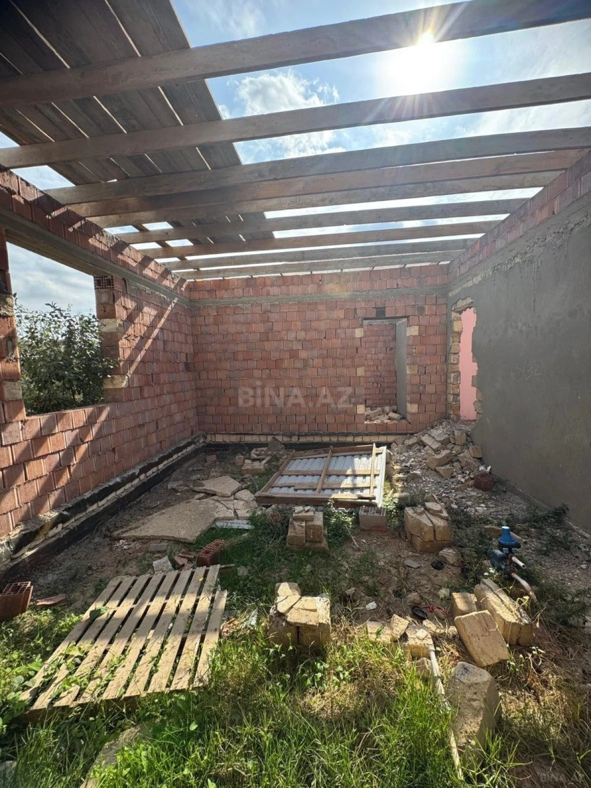 Satılır 5 otaqlı həyət evi 124 m²