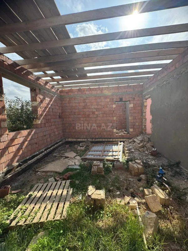 Satılır 5 otaqlı həyət evi 124 m²