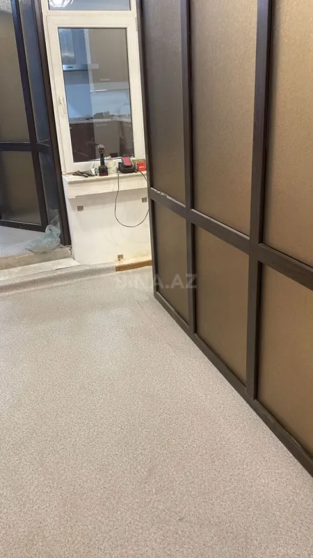 Kirayə verilir 8 otaqlı ofis 330 m²