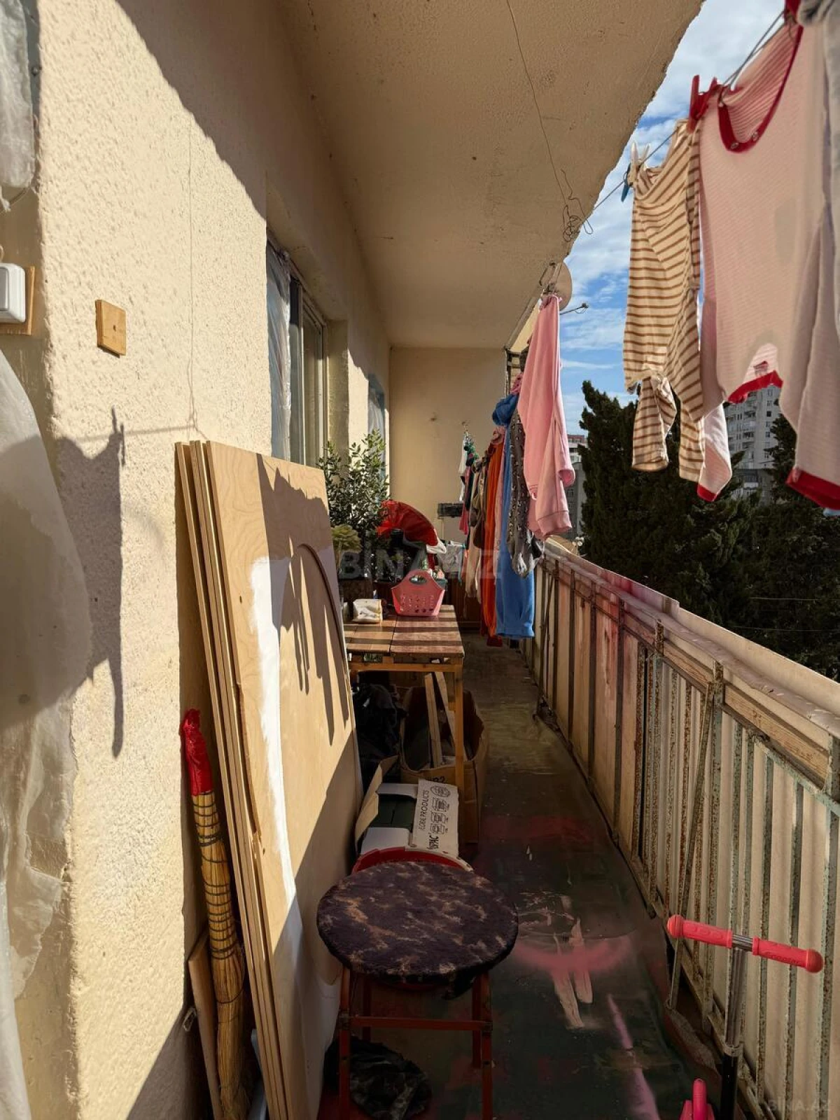 Satılır 5 otaqlı mənzil 105 m²