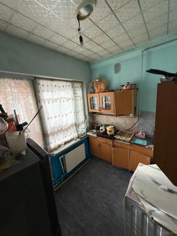 Satılır 5 otaqlı mənzil 105 m²