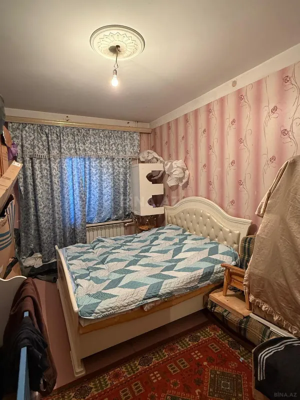 Satılır 5 otaqlı mənzil 105 m²