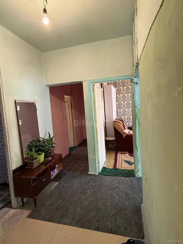 Satılır 5 otaqlı mənzil 105 m²
