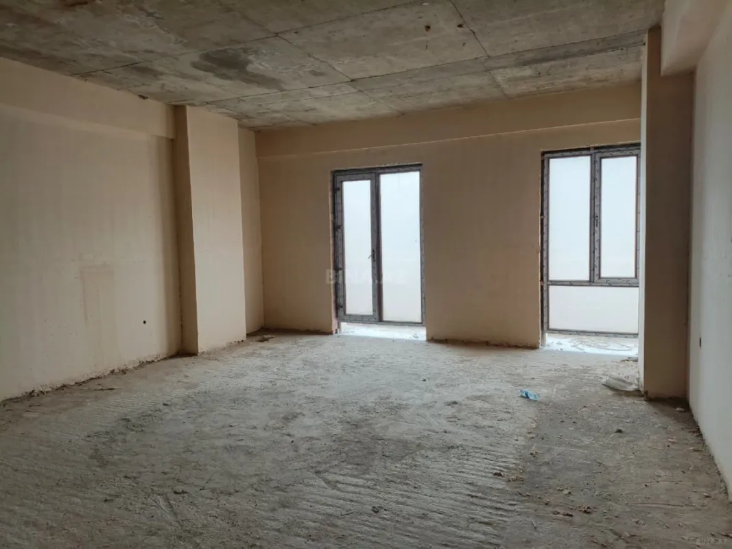 Kirayə verilir 5 otaqlı ofis 300 m²