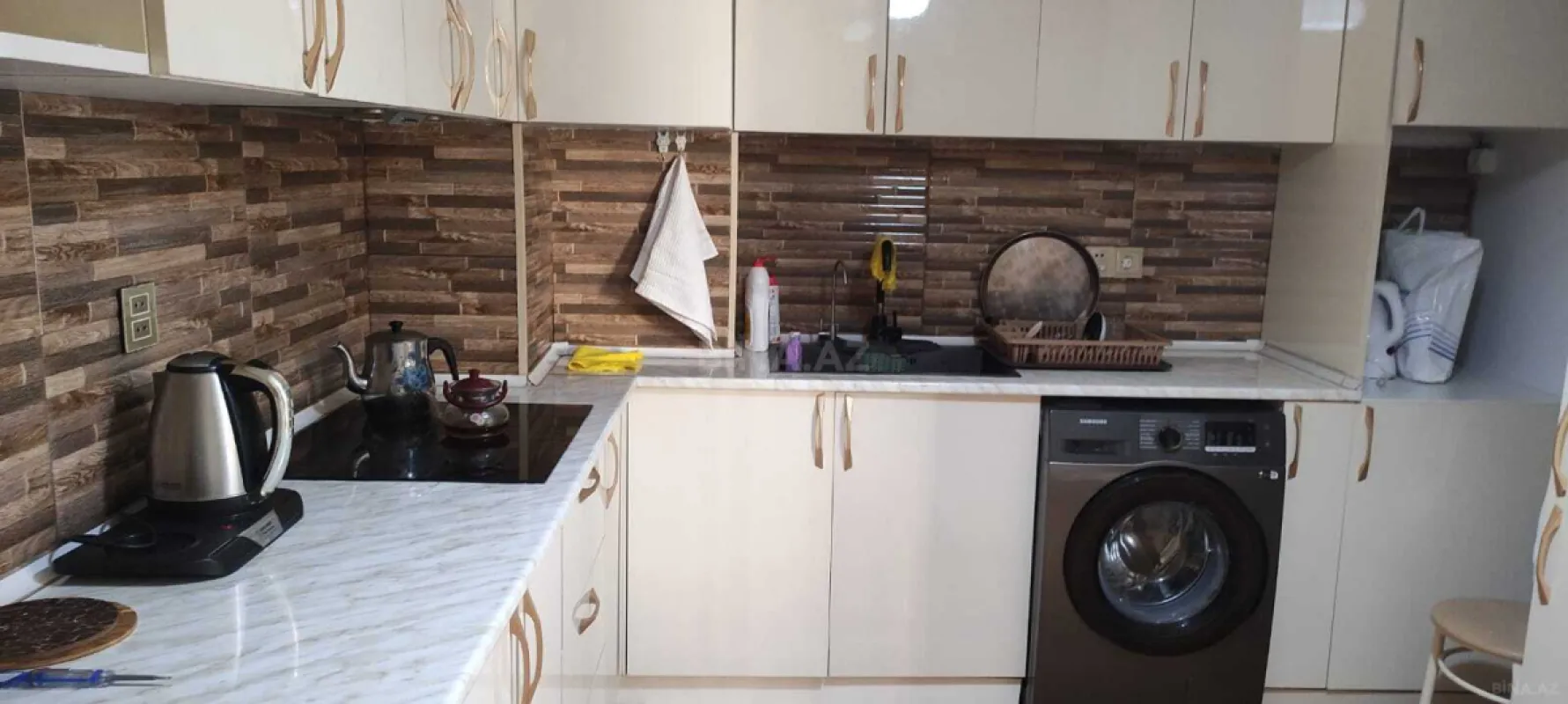 Kirayə verilir 3 otaqlı mənzil 140 m²