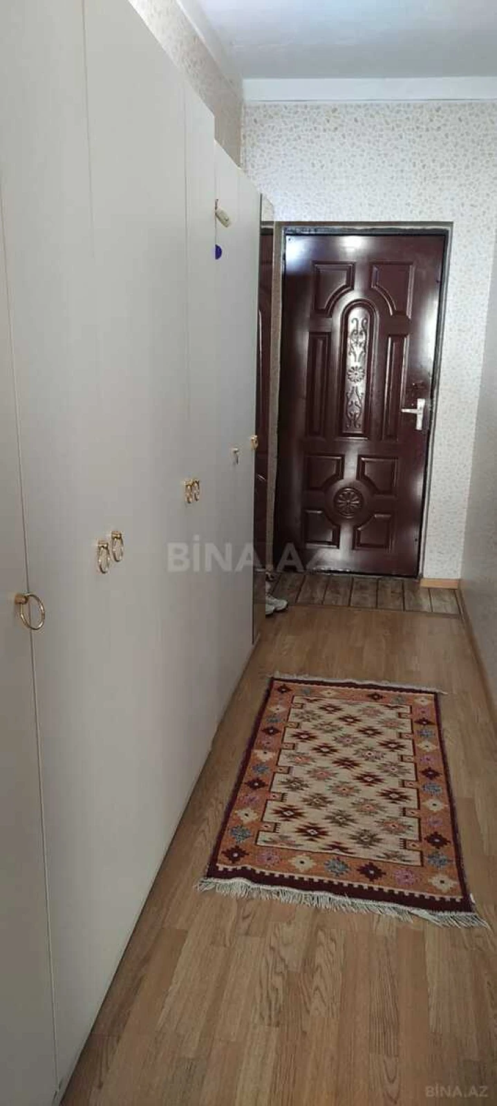 Kirayə verilir 3 otaqlı mənzil 140 m²
