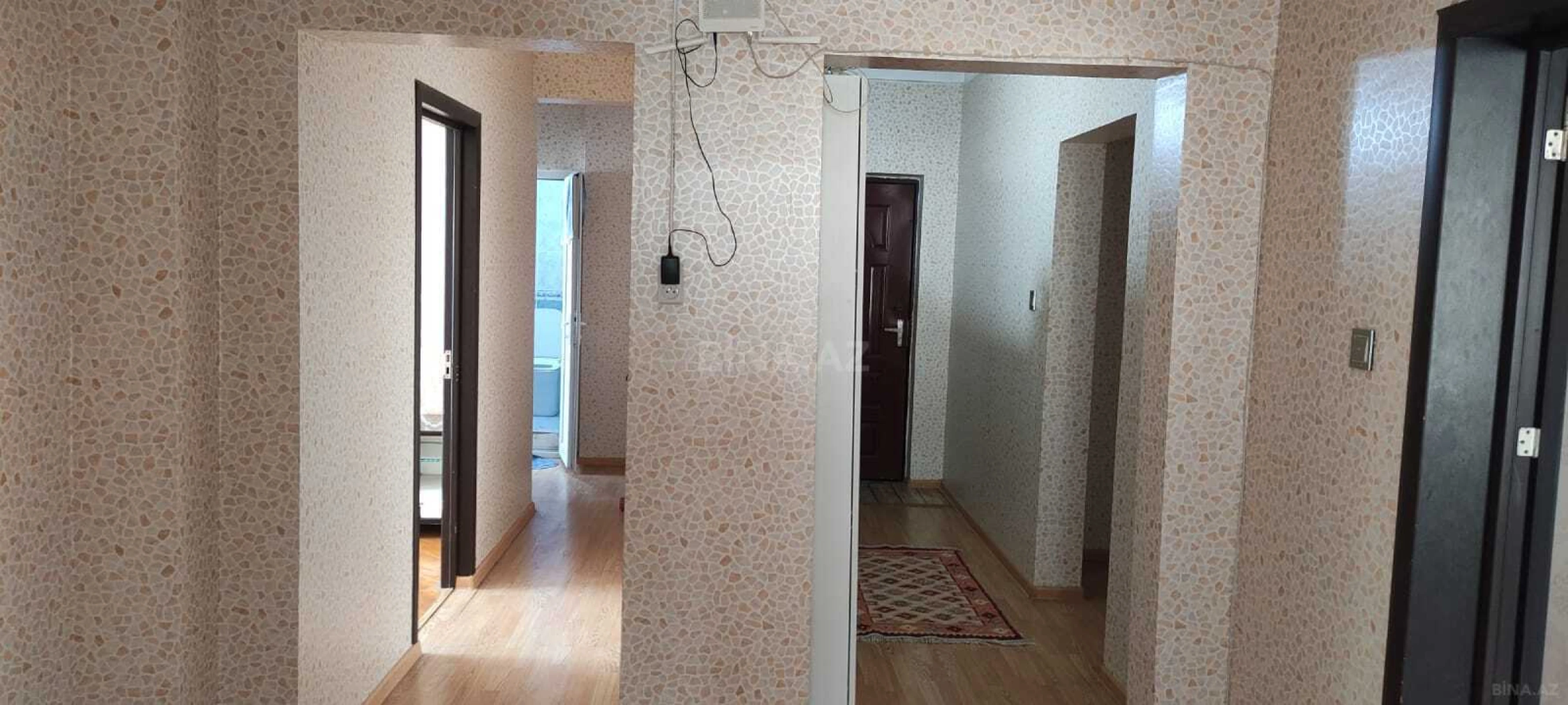 Kirayə verilir 3 otaqlı mənzil 140 m²