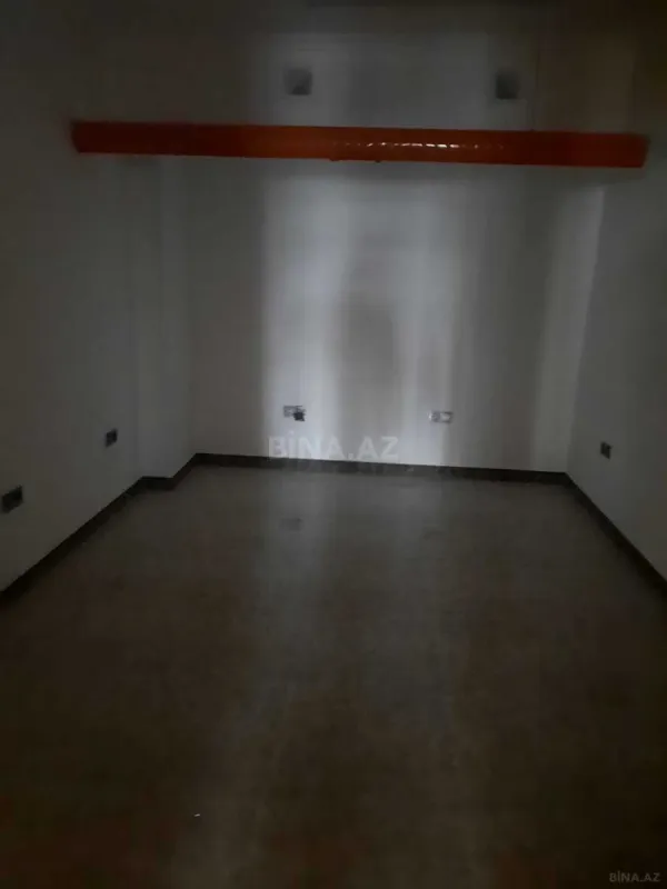 Satılır obyekt 200 m²