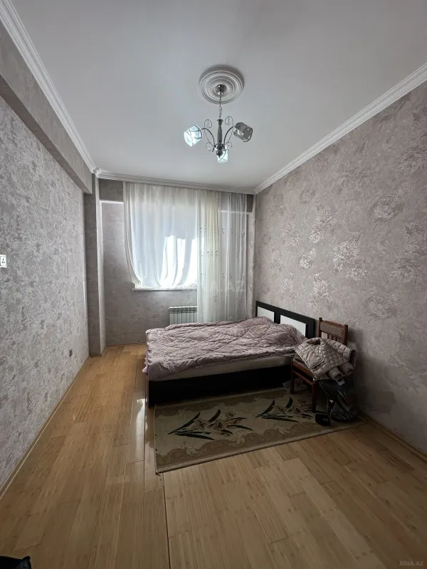 Kirayə verilir 2 otaqlı mənzil 62 m²