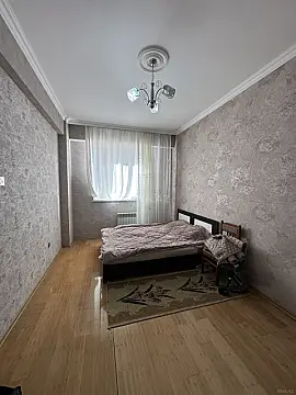 Kirayə verilir 2 otaqlı mənzil 62 m²