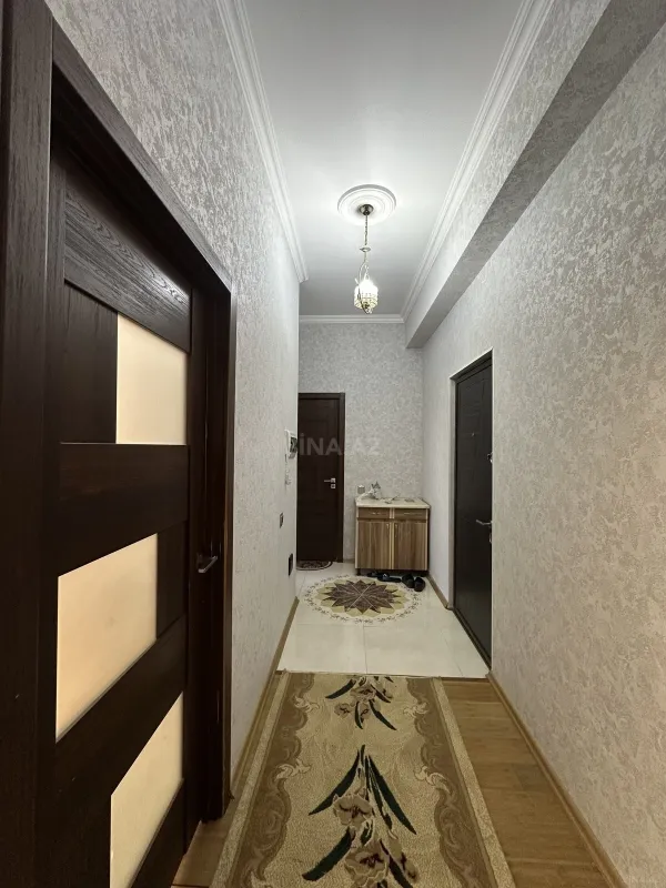 Kirayə verilir 2 otaqlı mənzil 62 m²