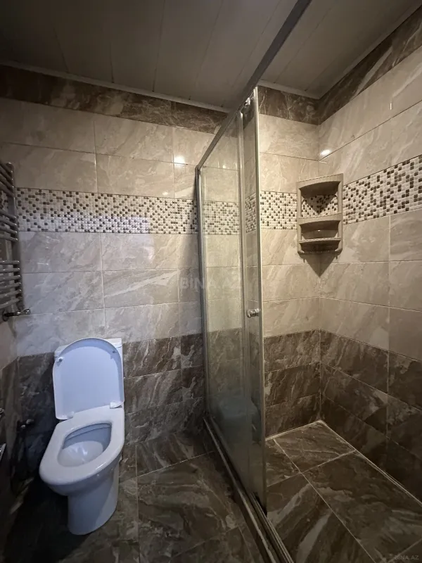 Kirayə verilir 2 otaqlı mənzil 62 m²