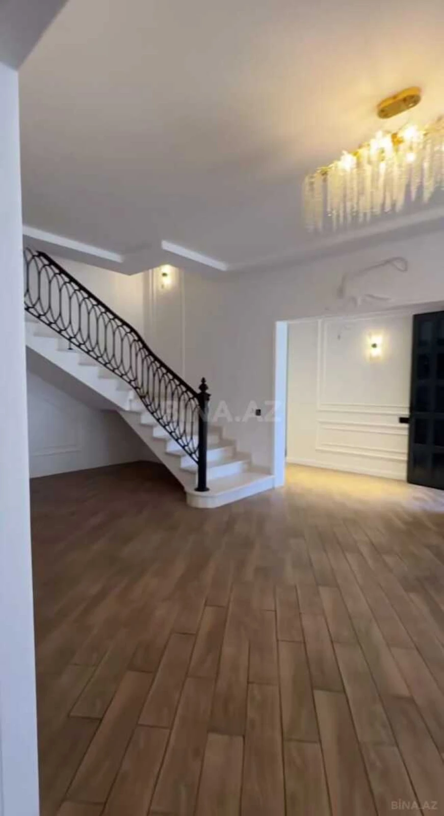 Satılır 7 otaqlı həyət evi 360 m²