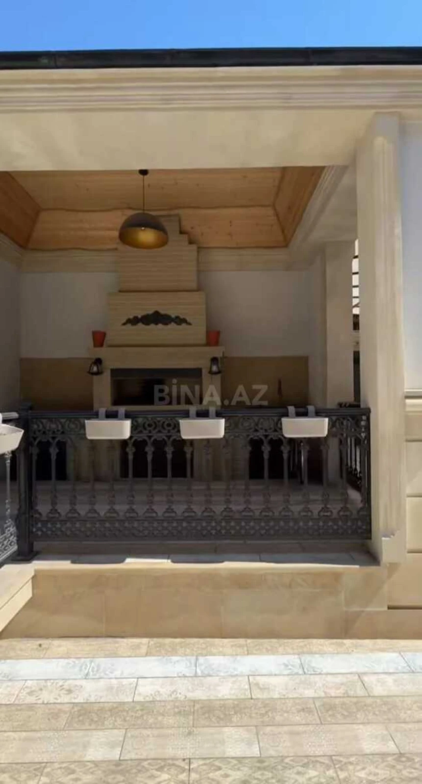 Satılır 7 otaqlı həyət evi 360 m²