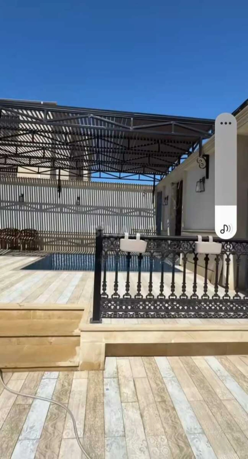 Satılır 7 otaqlı həyət evi 360 m²