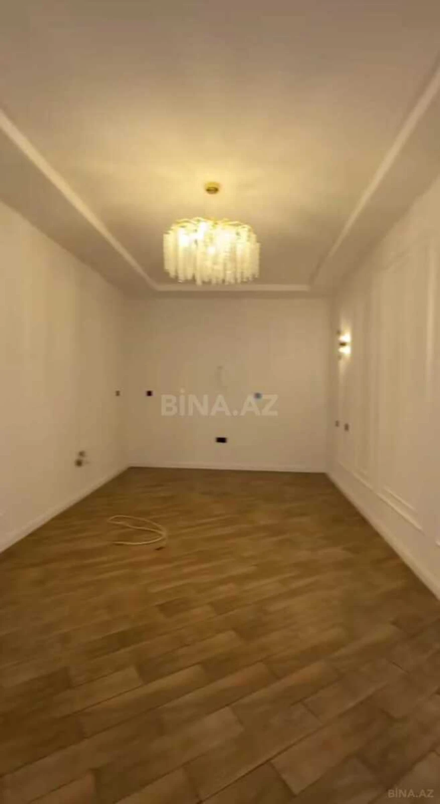 Satılır 7 otaqlı həyət evi 360 m²