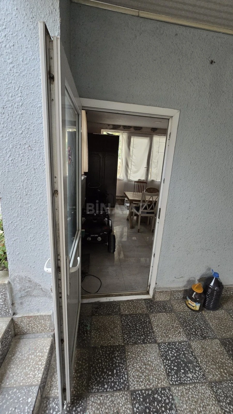 Satılır 7 otaqlı həyət evi 360 m²