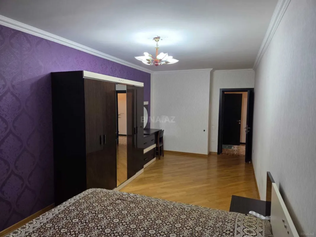 Kirayə verilir 2 otaqlı mənzil 100 m²