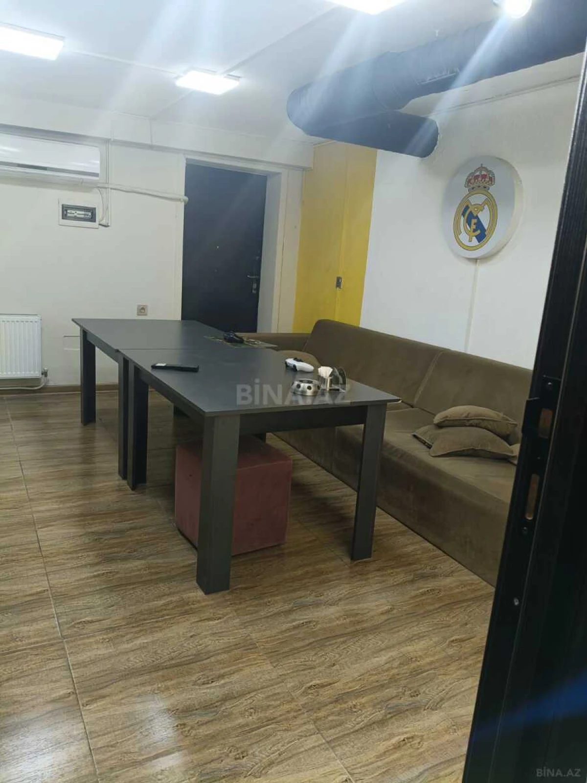 Kirayə verilir obyekt 158 m²