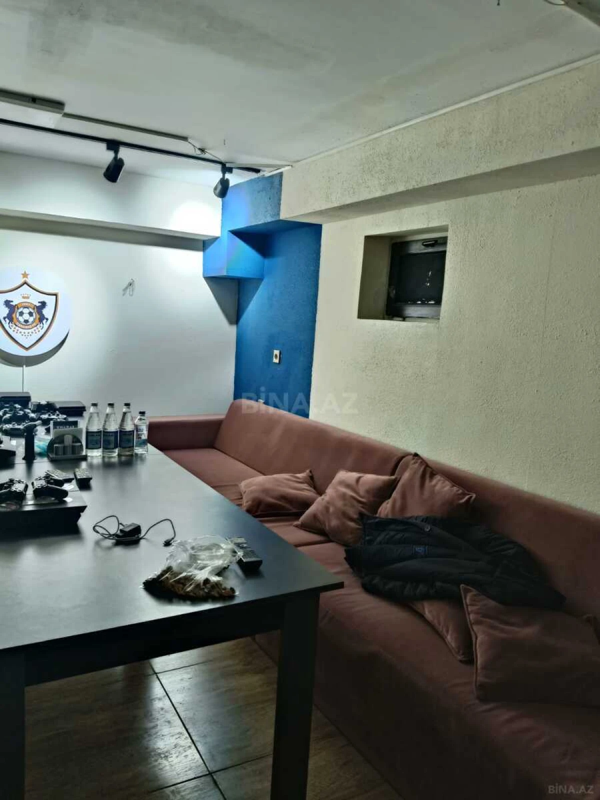 Kirayə verilir obyekt 158 m²