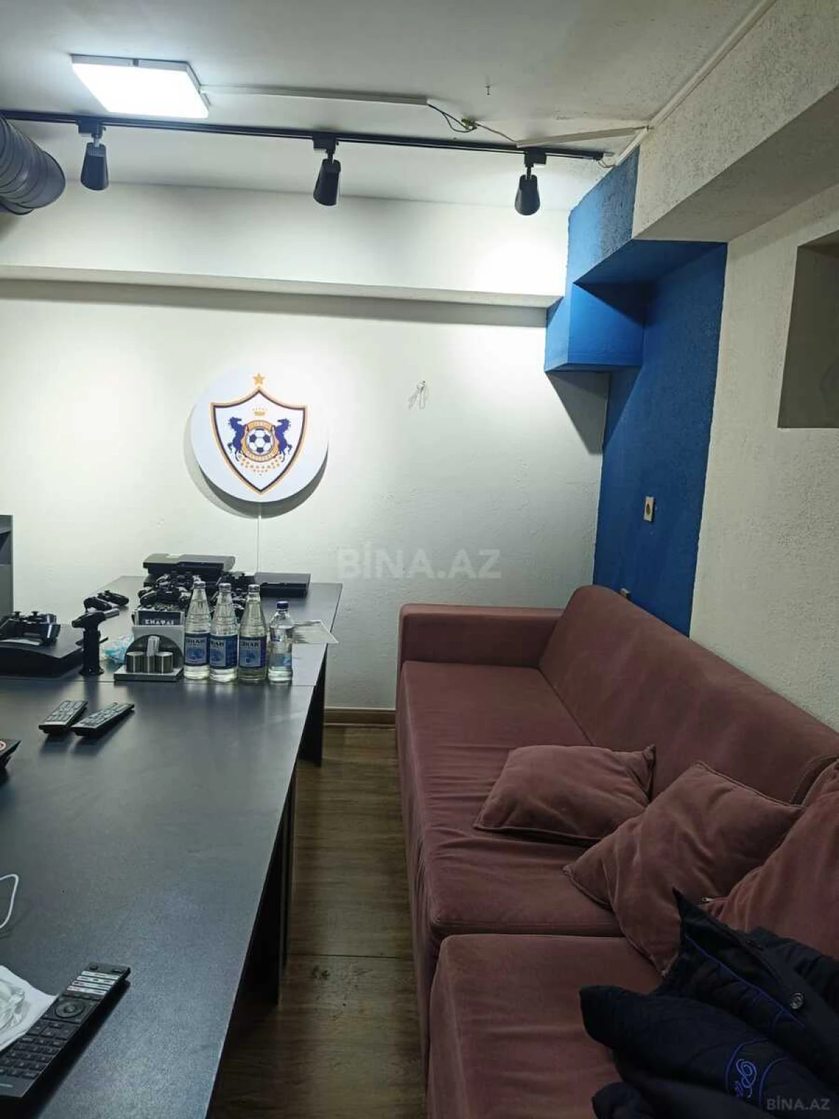 Kirayə verilir obyekt 158 m²