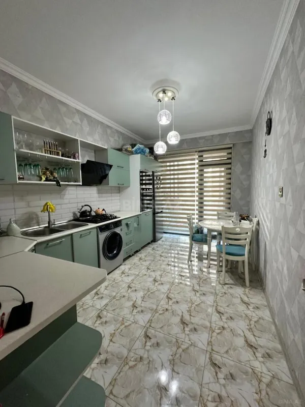 Satılır 2 otaqlı mənzil 82 m²