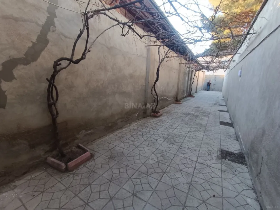 Satılır 5 otaqlı həyət evi 130 m²