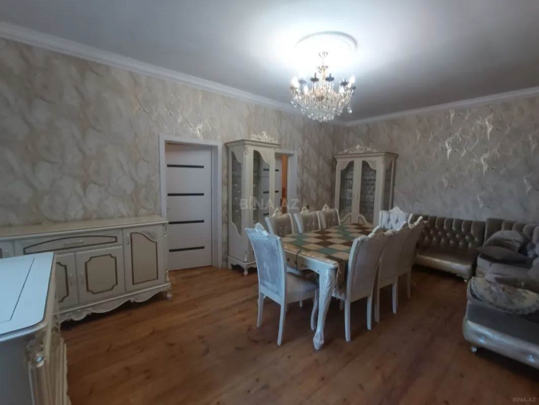Satılır 5 otaqlı həyət evi 130 m²