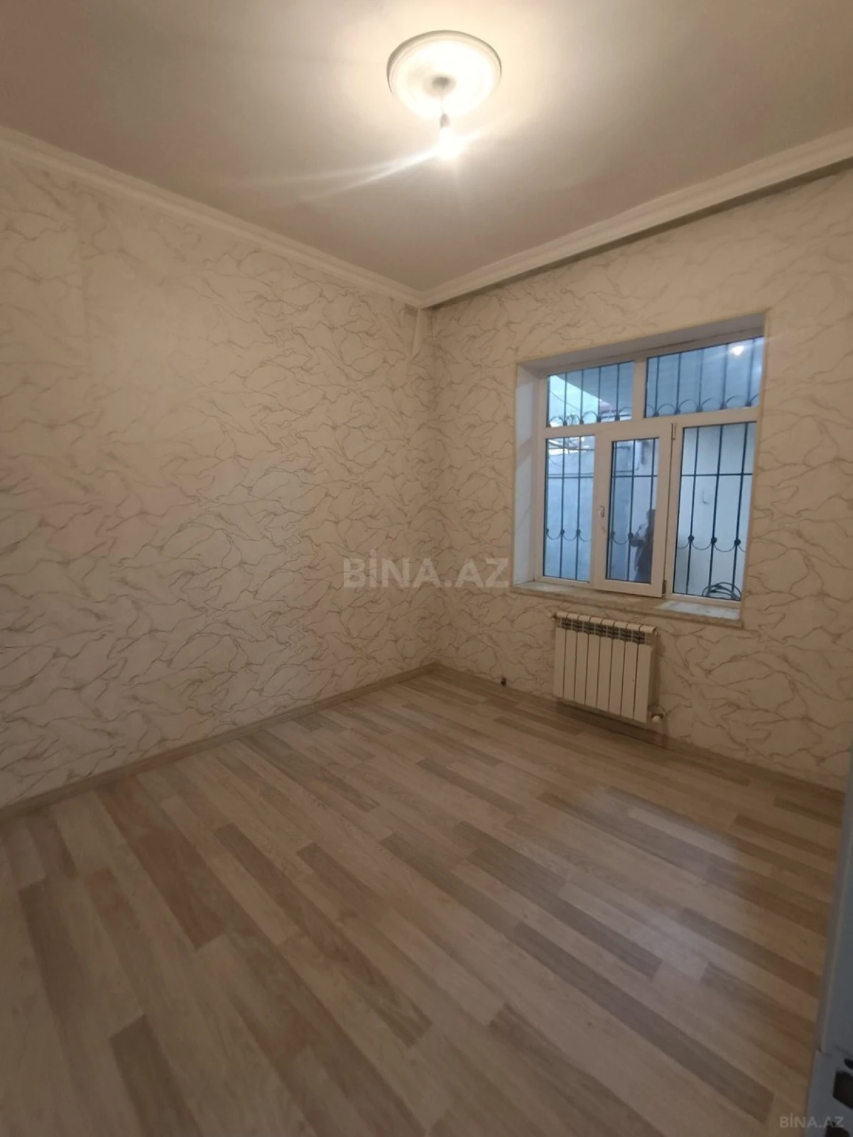 Satılır 5 otaqlı həyət evi 130 m²