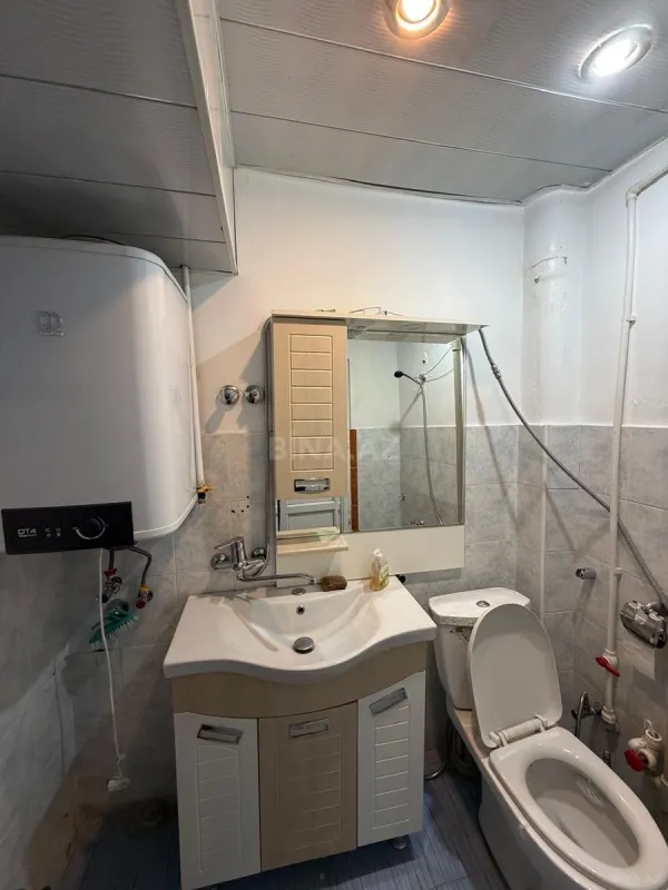 Kirayə verilir 1 otaqlı mənzil 51 m²