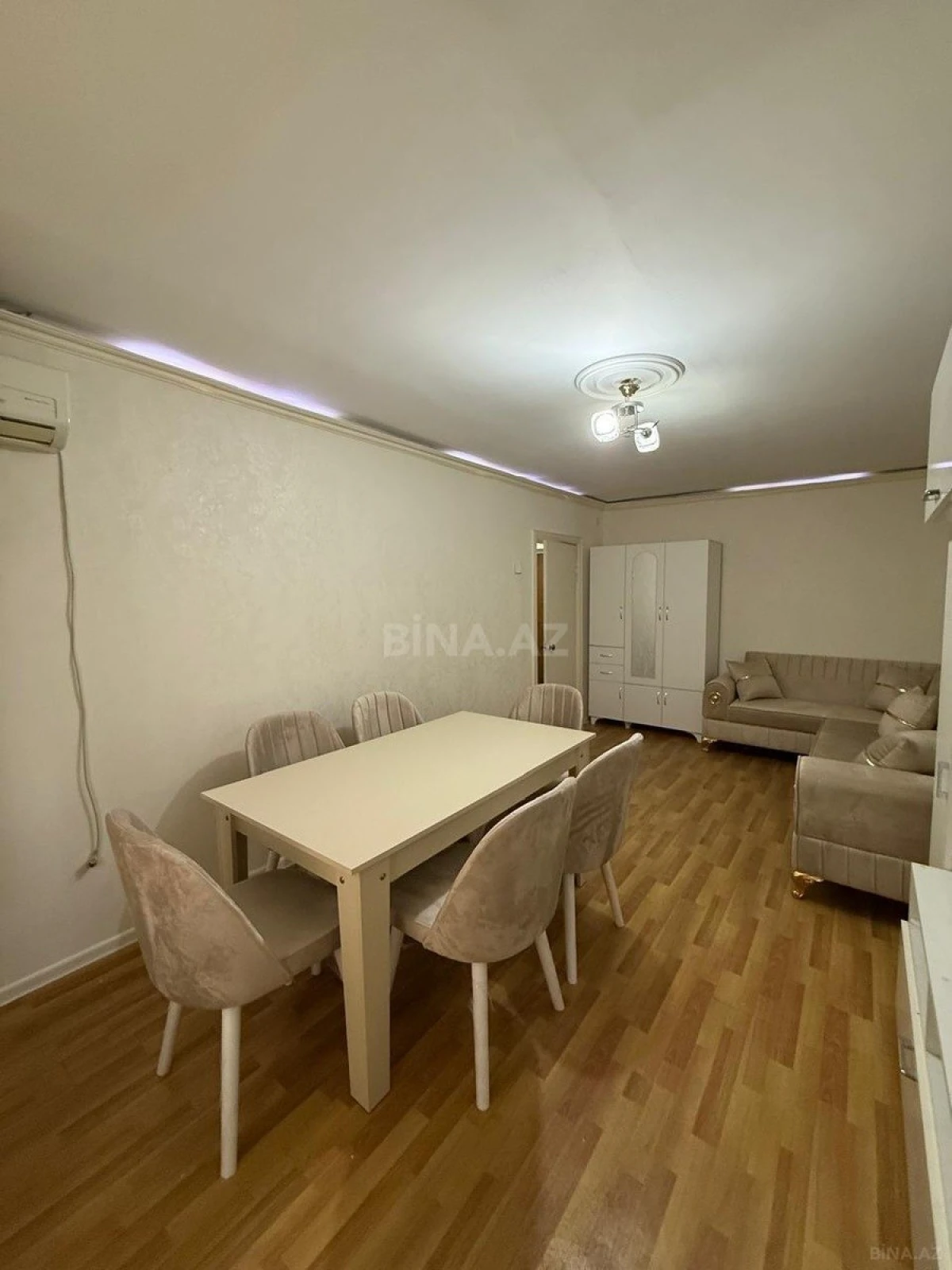 Kirayə verilir 1 otaqlı mənzil 51 m²