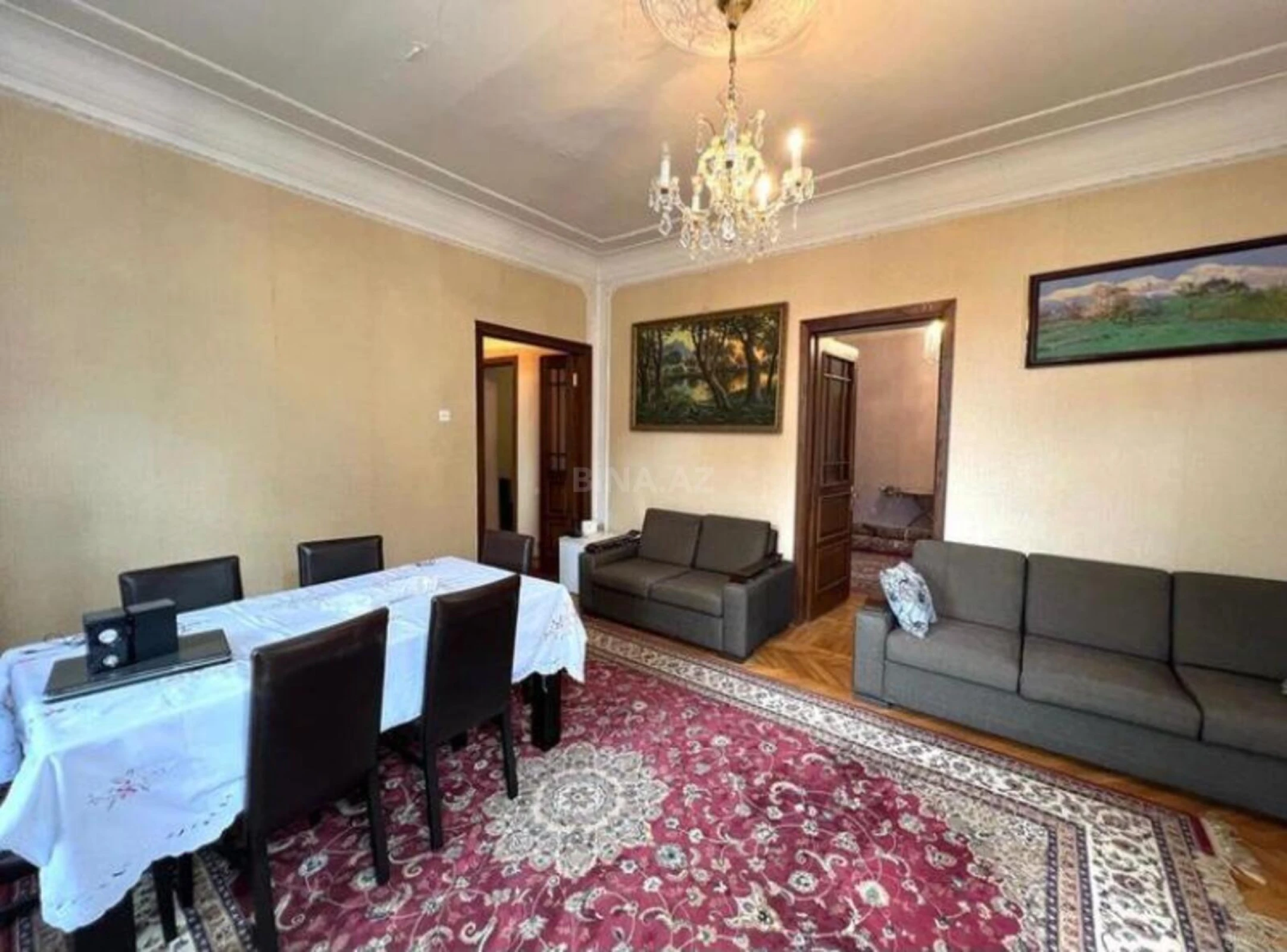 Satılır 4 otaqlı mənzil 110 m²