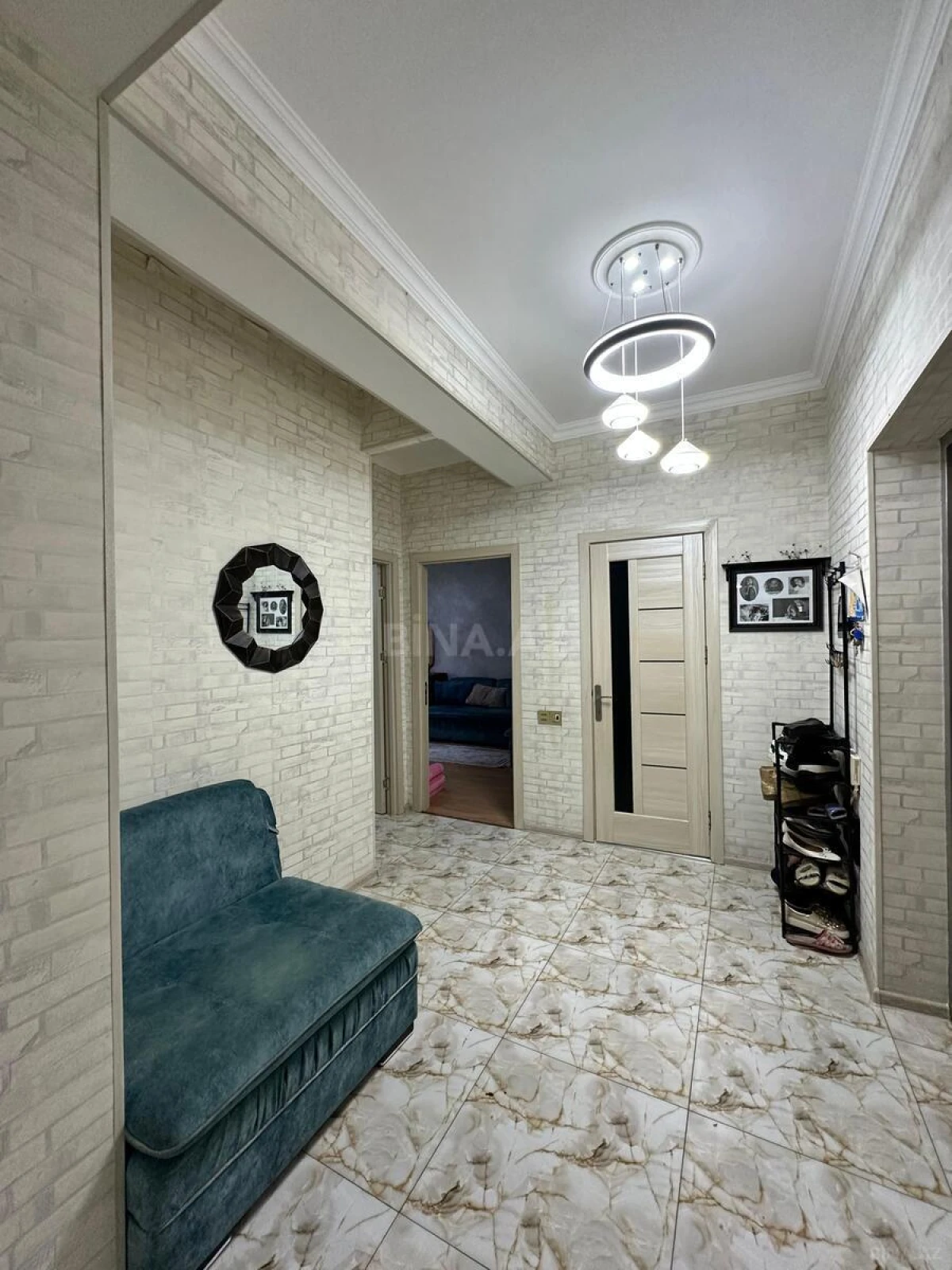 Satılır 2 otaqlı mənzil 82 m²