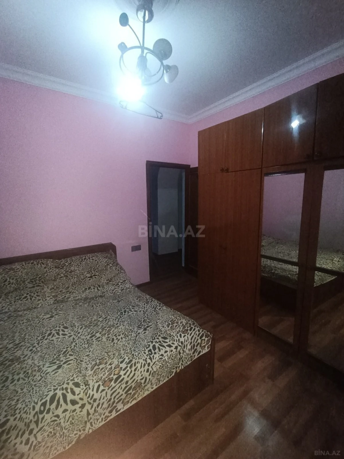 Satılır 3 otaqlı həyət evi 100 m²