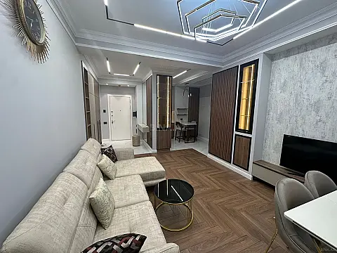Kirayə verilir 2 otaqlı mənzil 90 m²