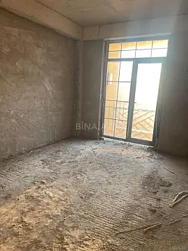 Satılır 2 otaqlı mənzil 84 m²