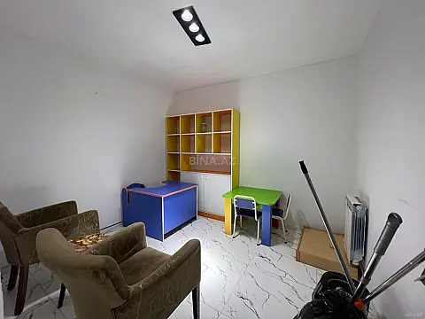 Satılır obyekt 150 m²