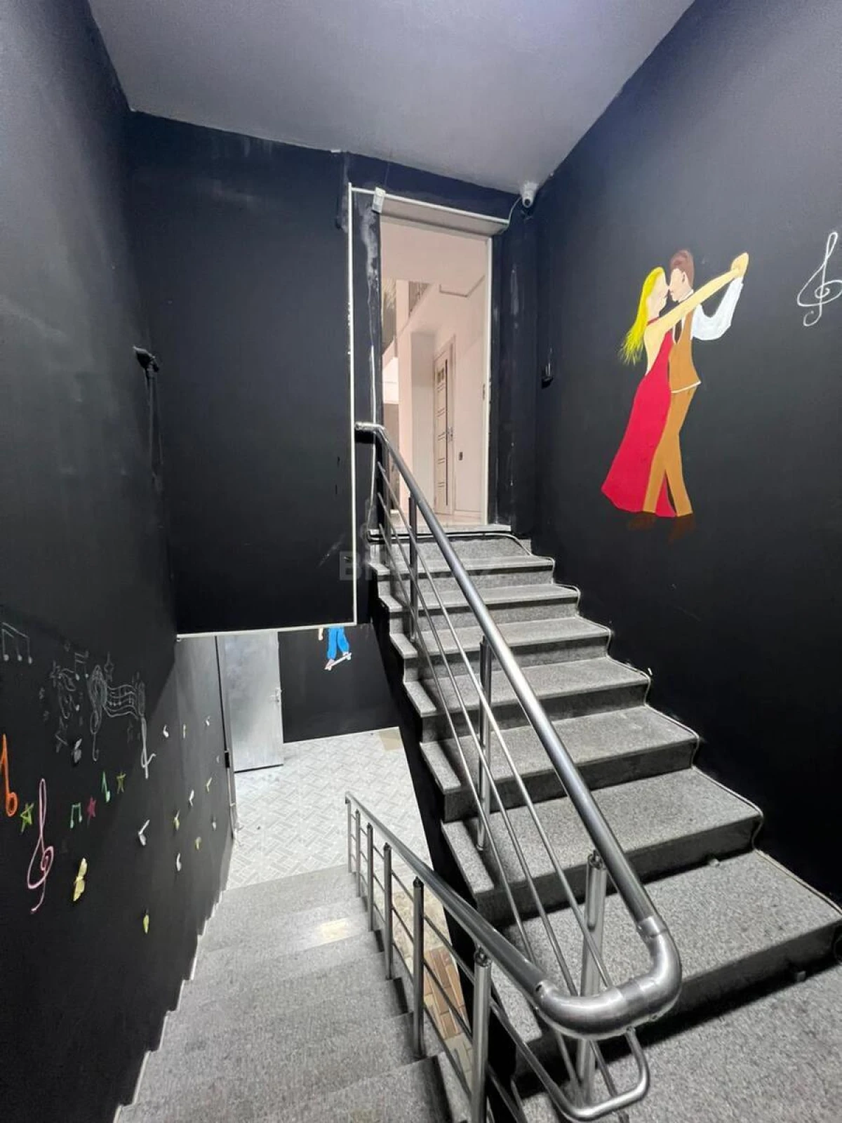 Satılır obyekt 150 m²