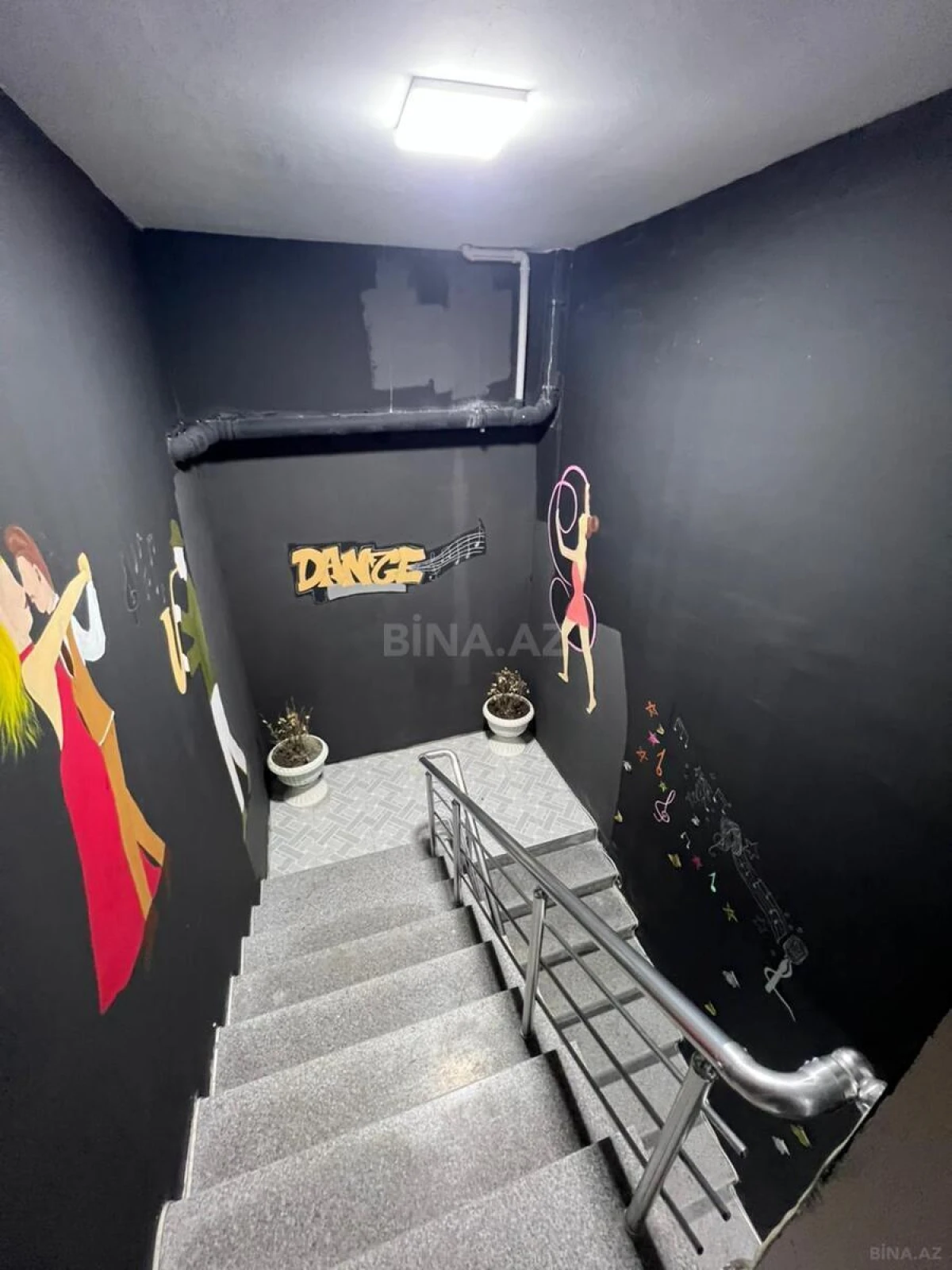 Satılır obyekt 150 m²