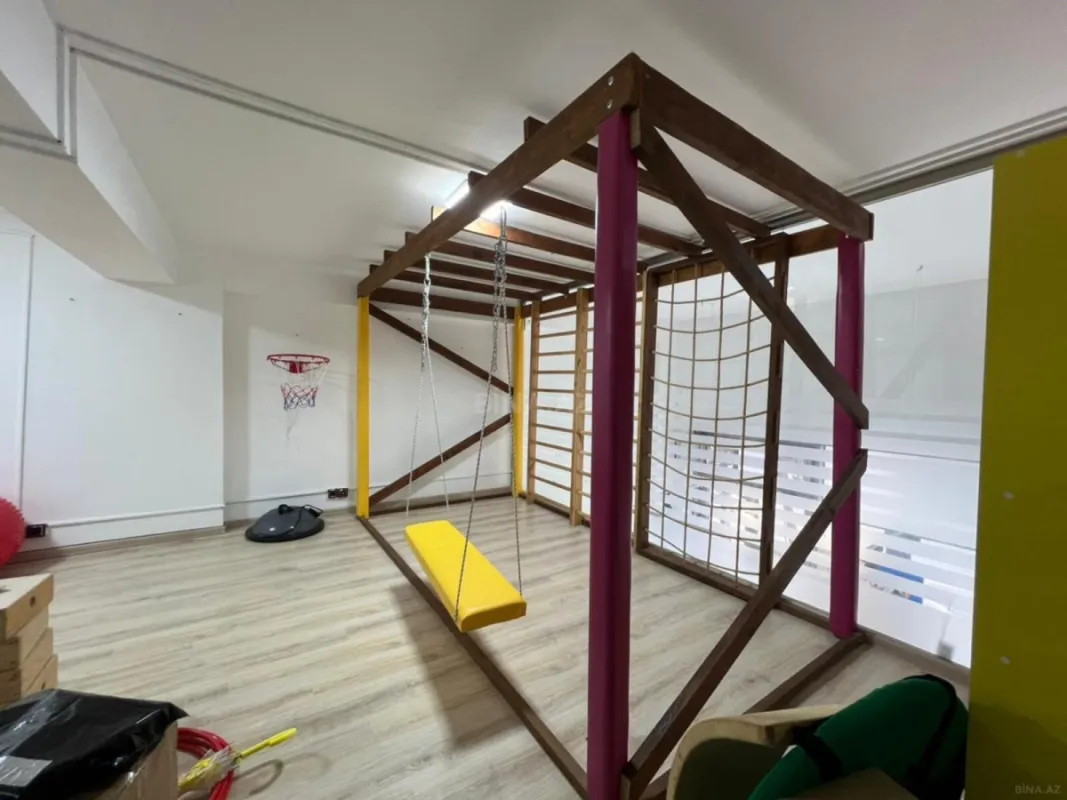 Satılır obyekt 150 m²