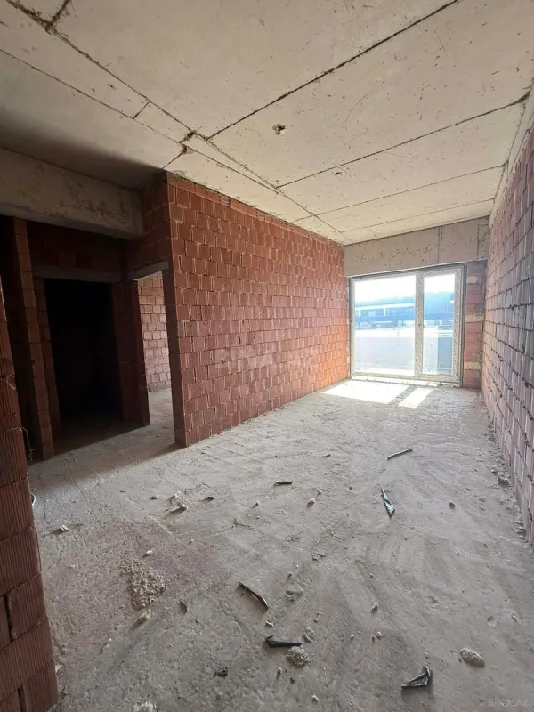 Satılır 2 otaqlı mənzil 70 m²