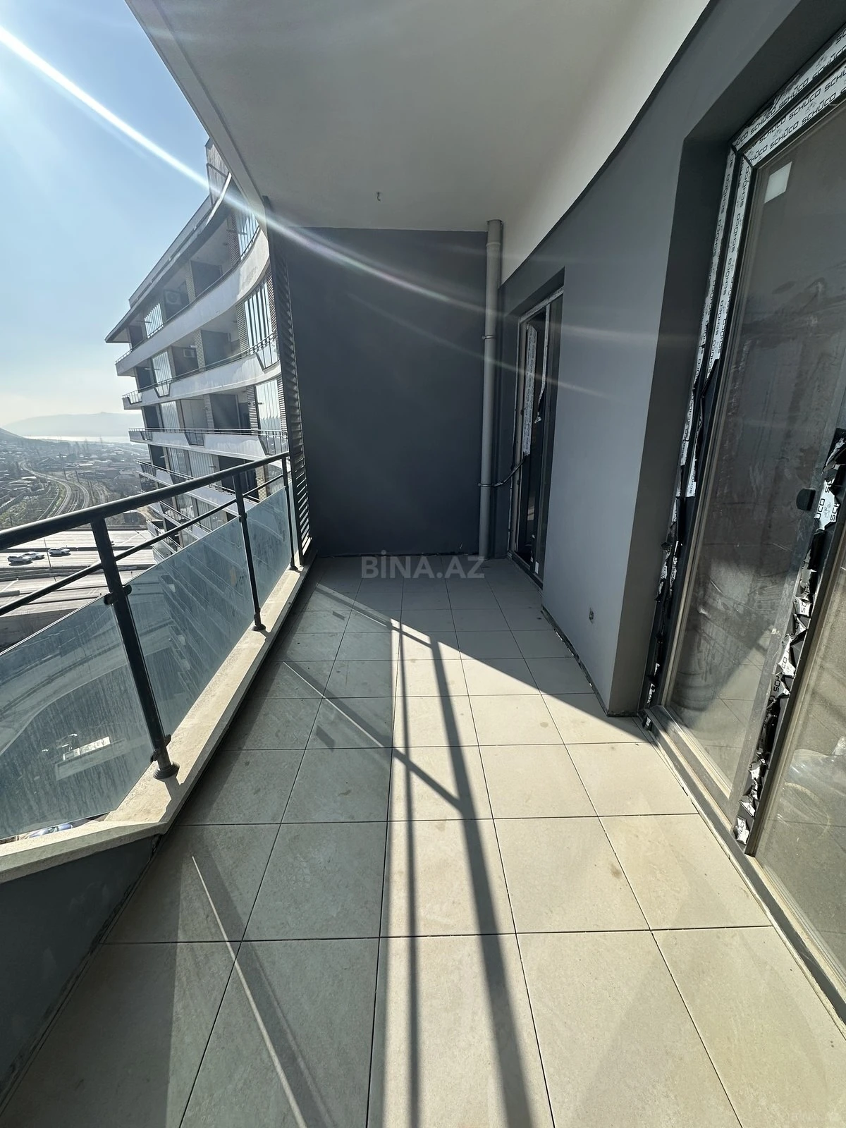 Satılır 2 otaqlı mənzil 70 m²