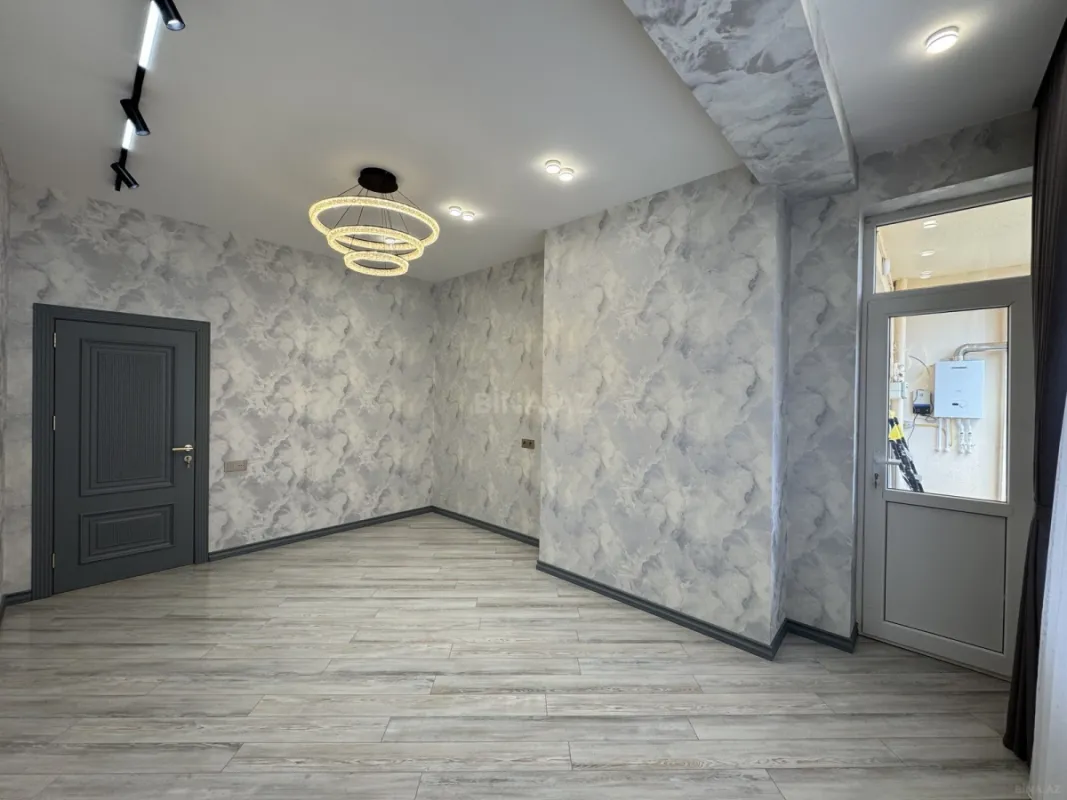 Satılır 3 otaqlı mənzil 96 m²